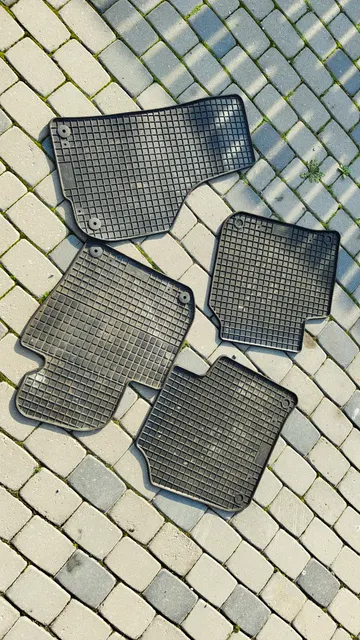 Skoda Superb 2 rubber mats , №1